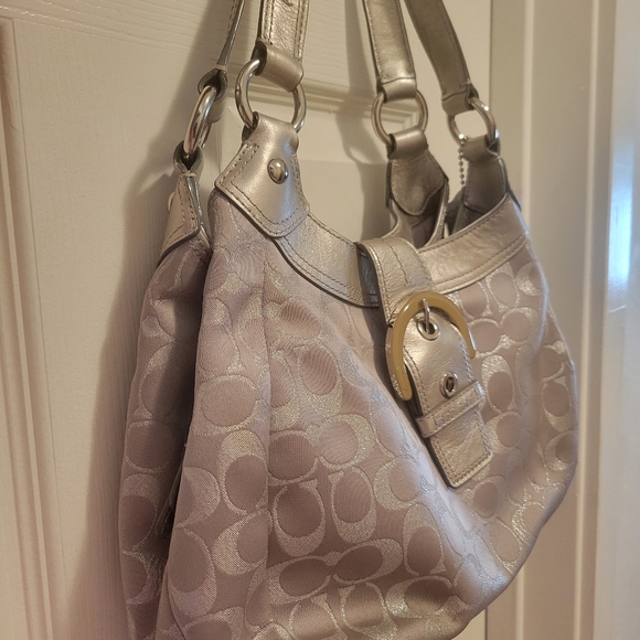 SALE Silver Coach Shoulder Purse - Picture 4 of 11